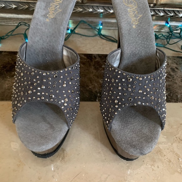 New Rhinestone Pleaser Heels Size 11 - Picture 3 of 6